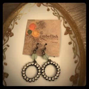 EMBELLISH SPARKLING DROP EARRINGS